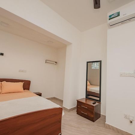 Hotel Nnr Wattala Exterior foto